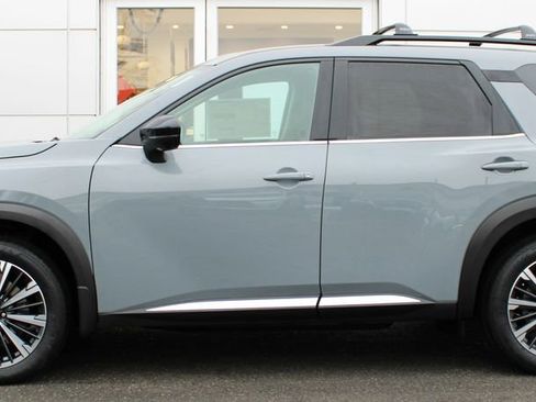 New 2026 Nissan Pathfinder Platinum w/ Cargo Package image 2