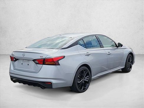 Used 2023 Nissan Altima 2.5 SR image 5