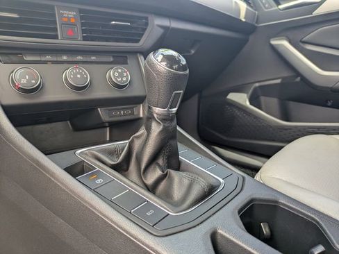 Used 2021 Volkswagen Jetta S FWD image 19