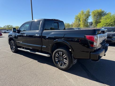 Used 2021 Nissan Titan Platinum Reserve w/ Moonroof Package AWD/4WD image 7