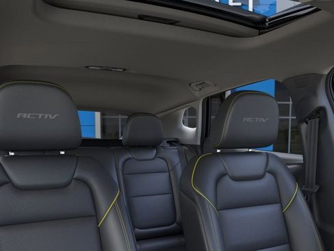 New 2025 Chevrolet Trax ACTIV w/ Sunroof Package image 58