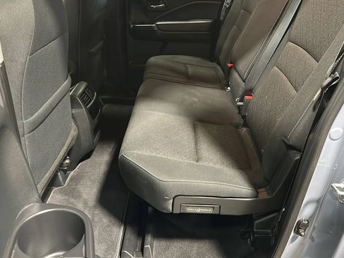 Used 2023 Honda Ridgeline Sport image 11