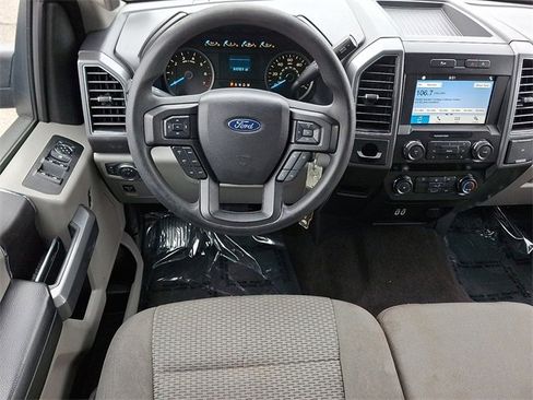 Used 2019 Ford F150 XLT image 11