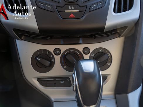 Used 2014 Ford Focus SE w/ Equipment Group 201A image 16