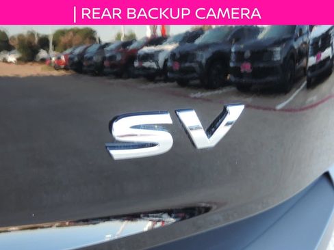 Used 2023 Nissan Rogue SV FWD image 12