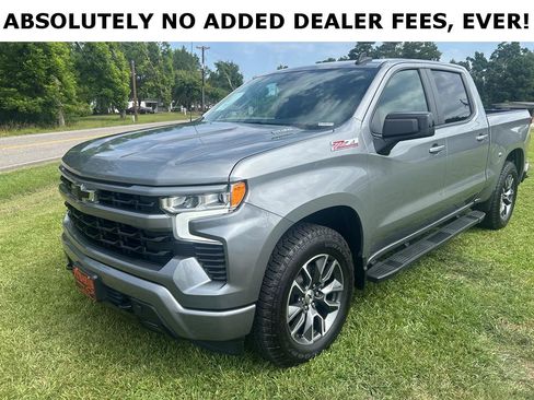 Used 2023 Chevrolet Silverado 1500 RST w/ Z71 Off-Road Package AWD/4WD image 2