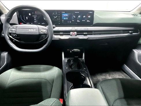 Used 2025 Kia K4 EX FWD image 18