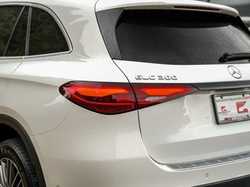Used 2023 Mercedes-Benz GLC 300 image 15