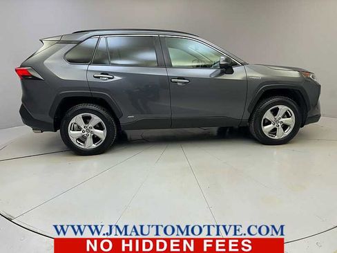 Used 2021 Toyota RAV4 Limited image 6