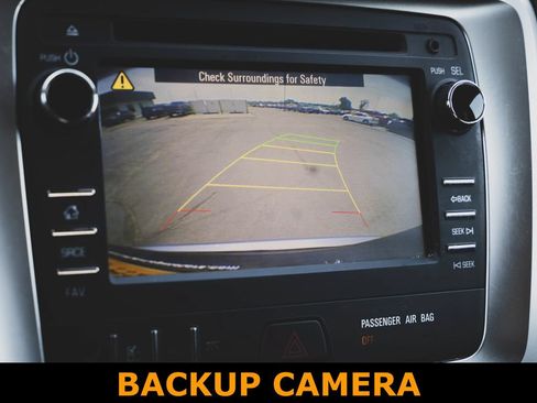 Used 2016 GMC Acadia SLE AWD/4WD image 3