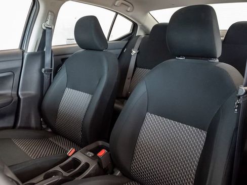 Used 2024 Nissan Versa S FWD image 9