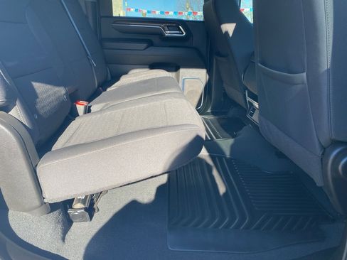 Used 2024 Chevrolet Silverado 2500 LT image 23