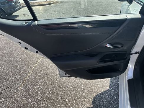 Used 2022 Lexus ES 350 image 21