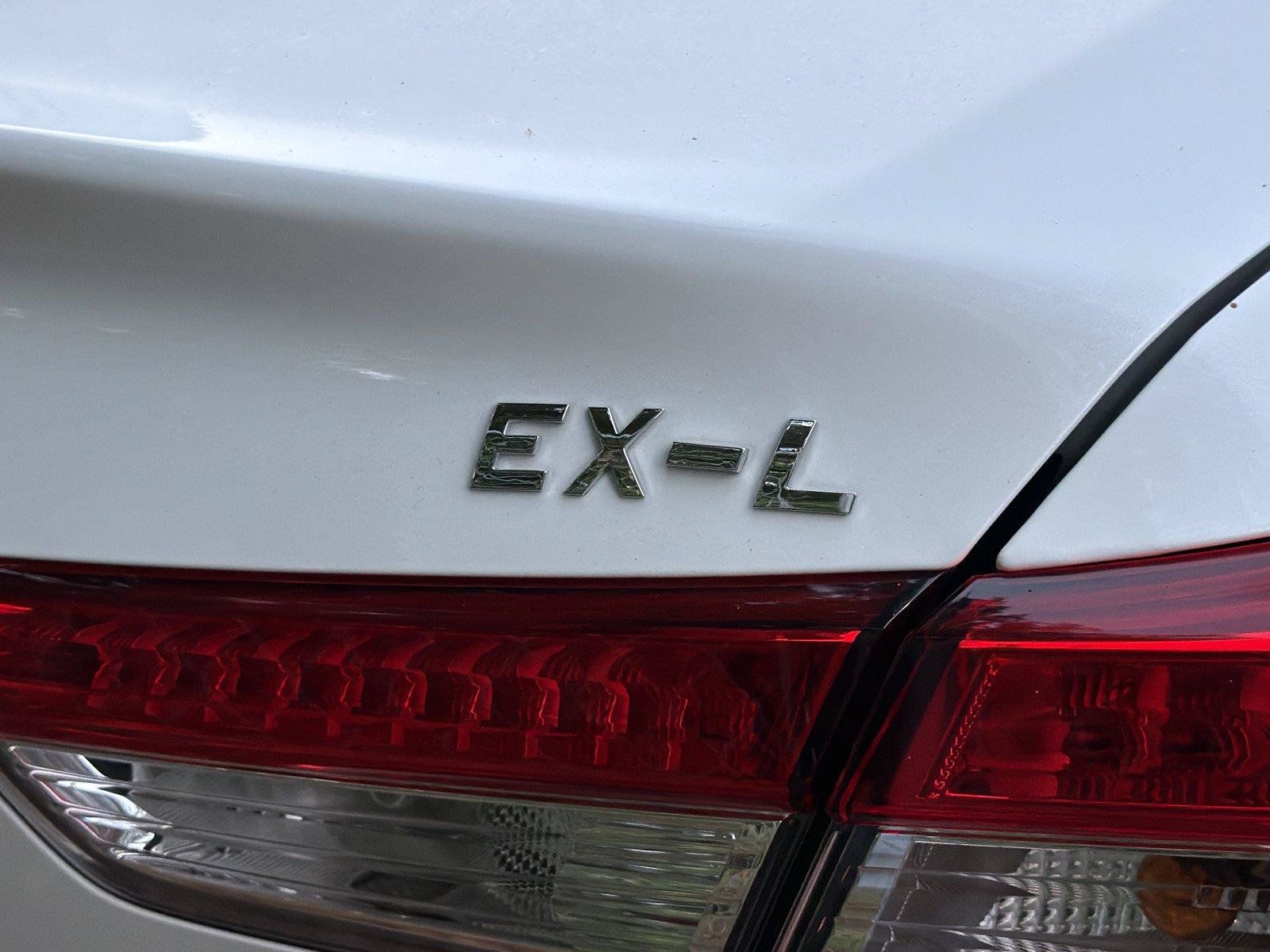 Used 2018 Honda Accord EX-L image 5