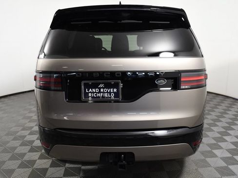 Used 2023 Land Rover Discovery S R-Dynamic AWD/4WD image 5
