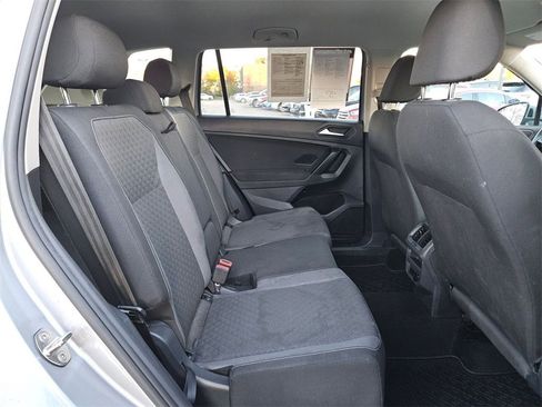 Used 2021 Volkswagen Tiguan S image 30