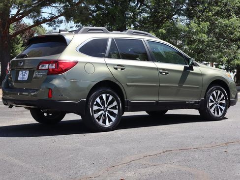 Used 2016 Subaru Outback 3.6R Limited AWD/4WD image 5