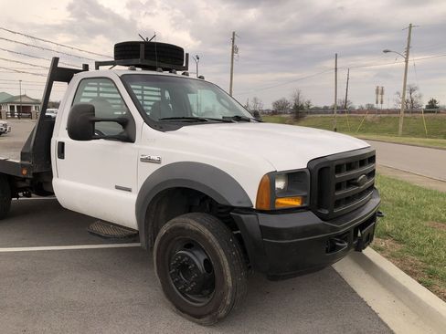 Used 2005 Ford F450 2WD Regular Cab Super Duty image 7