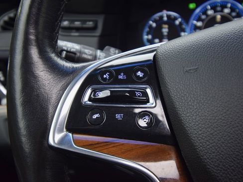 Used 2015 Cadillac Escalade Premium image 34