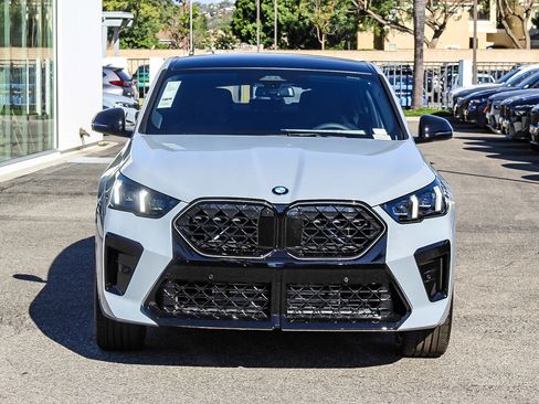 New 2026 BMW X2 xDrive28i w/ Technology Package image 2