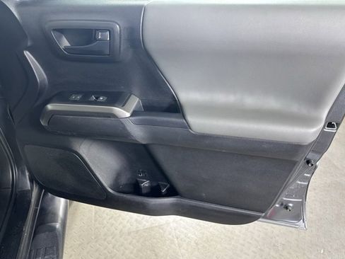 Used 2023 Toyota Tacoma SR5 image 9