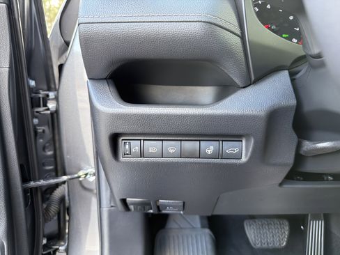 Certified 2022 Toyota RAV4 XLE w/ Convenience Package image 13