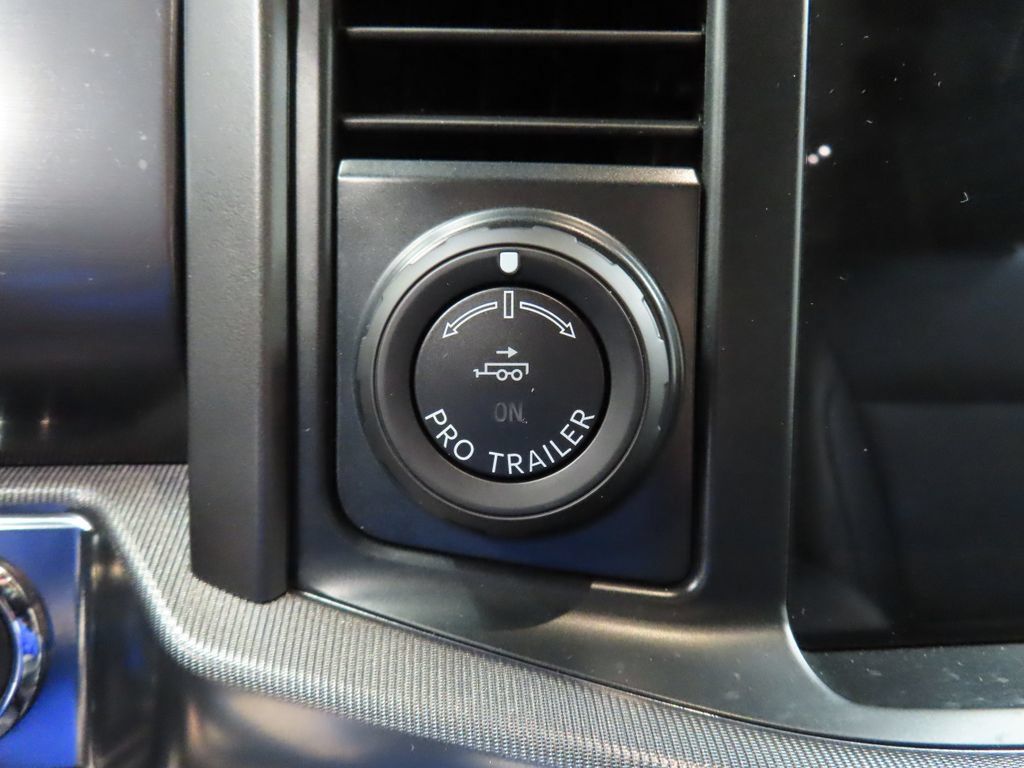 Used 2025 Ford F150 Lariat w/ Bed Utility Package AWD/4WD image 57