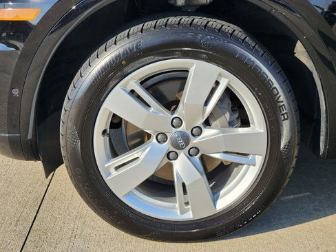 Used 2019 Audi Q5 Prestige w/ Prestige Package image 10