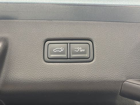 Used 2025 Kia Carnival SX Prestige FWD image 31