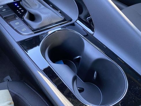 New 2026 Hyundai Elantra SEL Sport FWD image 22