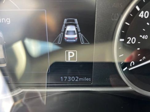 Used 2024 Nissan Versa SV w/ Trunk Package FWD image 11