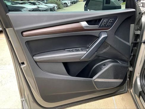 Used 2023 Audi Q5 2.0T Premium Plus w/ Premium Plus Package image 19