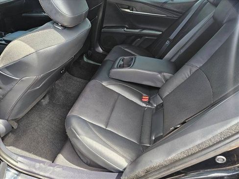Used 2025 Toyota Camry XLE FWD image 19