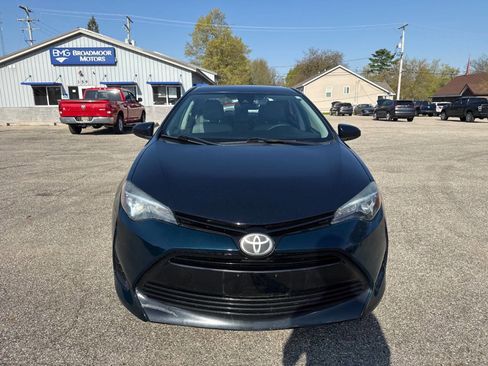 Used 2018 Toyota Corolla LE FWD image 8