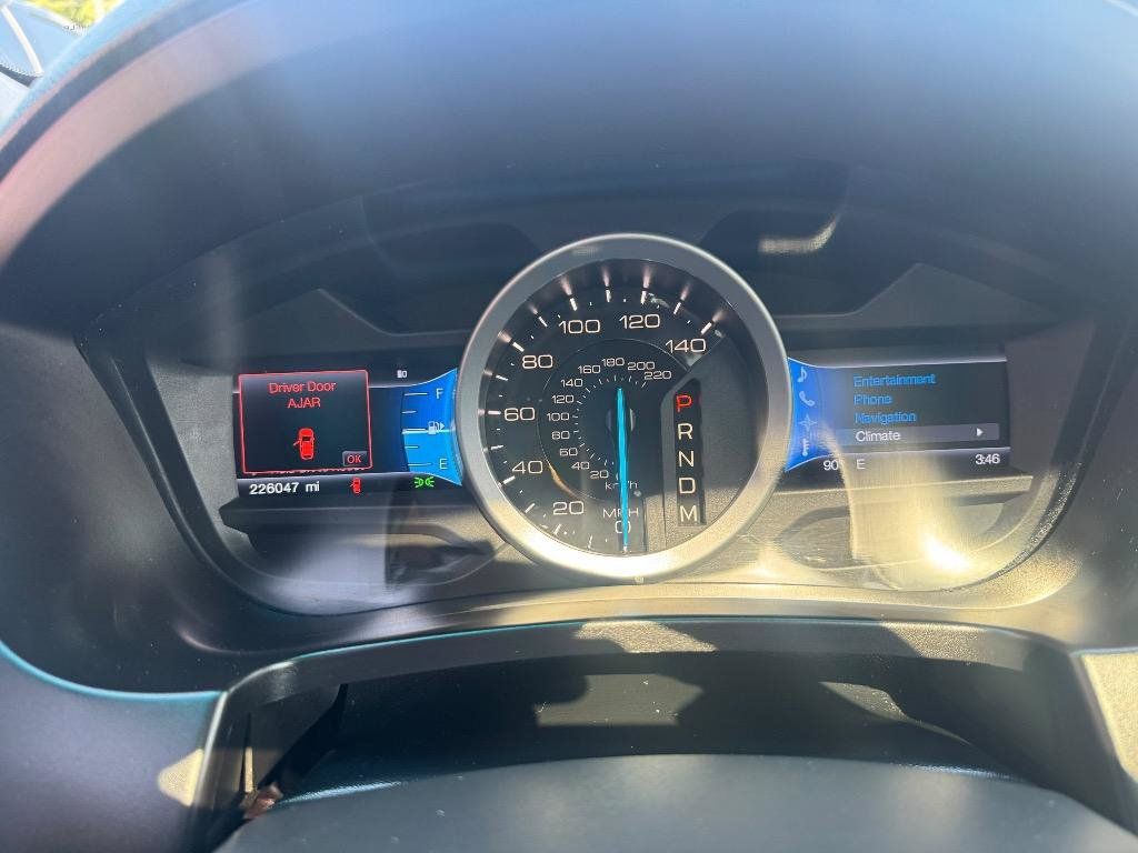 Used 2013 Ford Explorer XLT FWD image 16