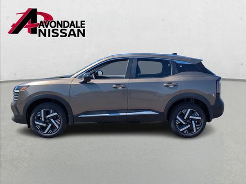 New 2026 Nissan Kicks SV image 3