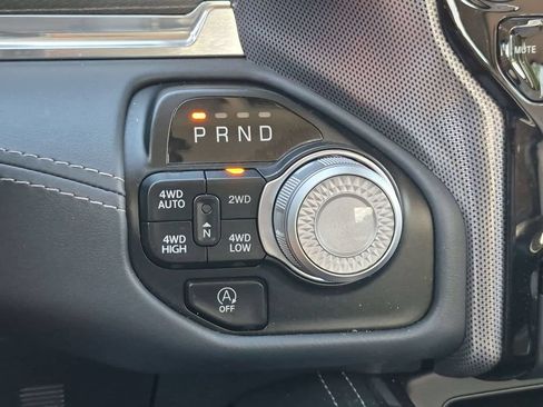 Used 2024 RAM 1500 Limited AWD/4WD image 17