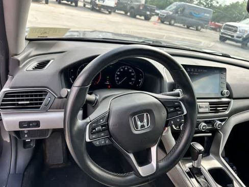 Used 2018 Honda Accord EX-L image 6
