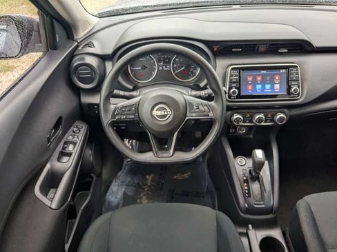 Used 2021 Nissan Kicks S FWD image 12