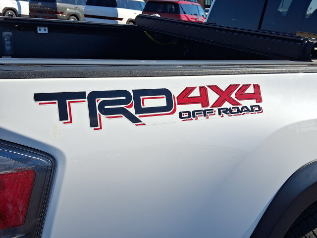 Used 2021 Toyota Tacoma TRD Off-Road w/ Technology Package AWD/4WD image 32