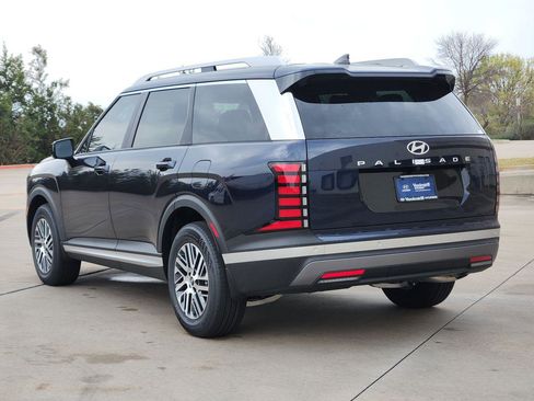 New 2026 Hyundai Palisade SEL FWD image 3