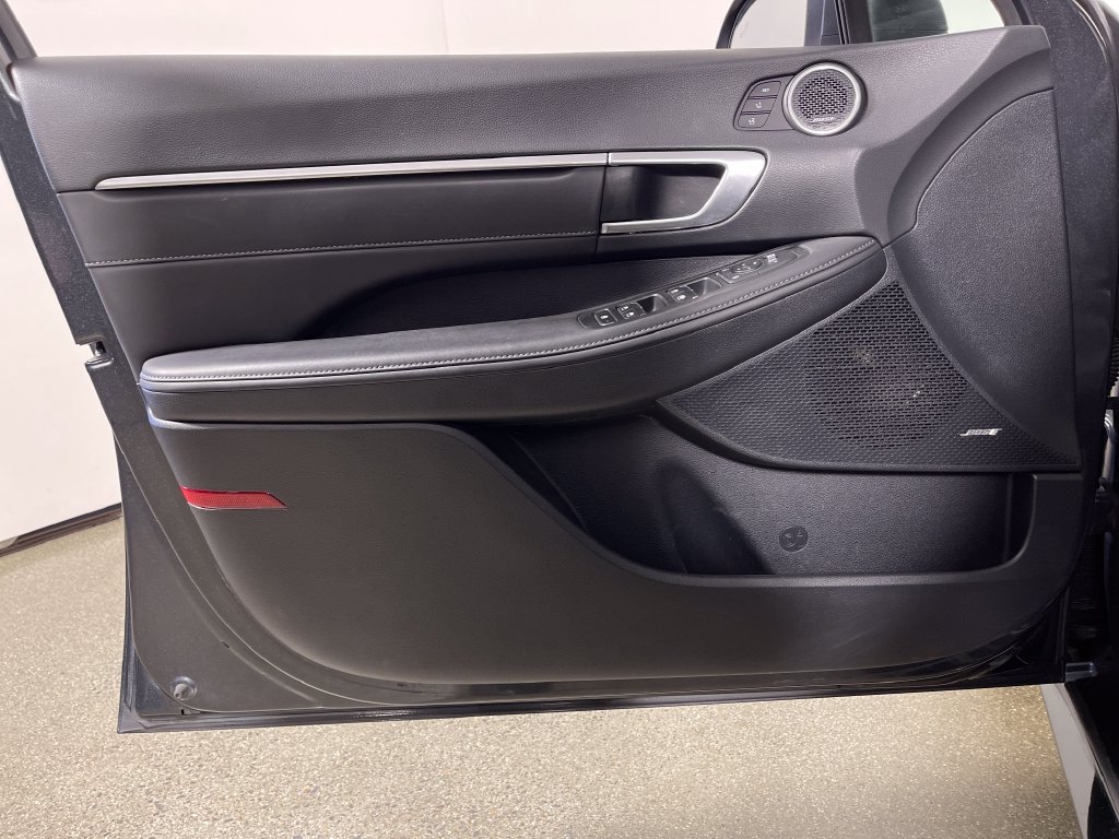 Certified 2022 Hyundai Sonata Limited FWD image 19