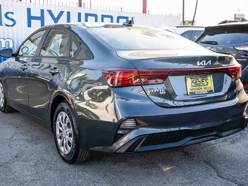 Used 2023 Kia Forte LX image 8
