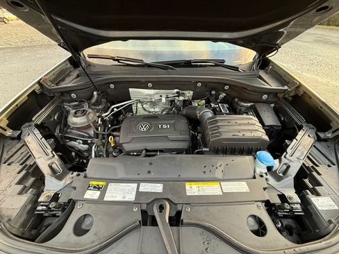 Used 2022 Volkswagen Atlas Cross Sport SE image 30