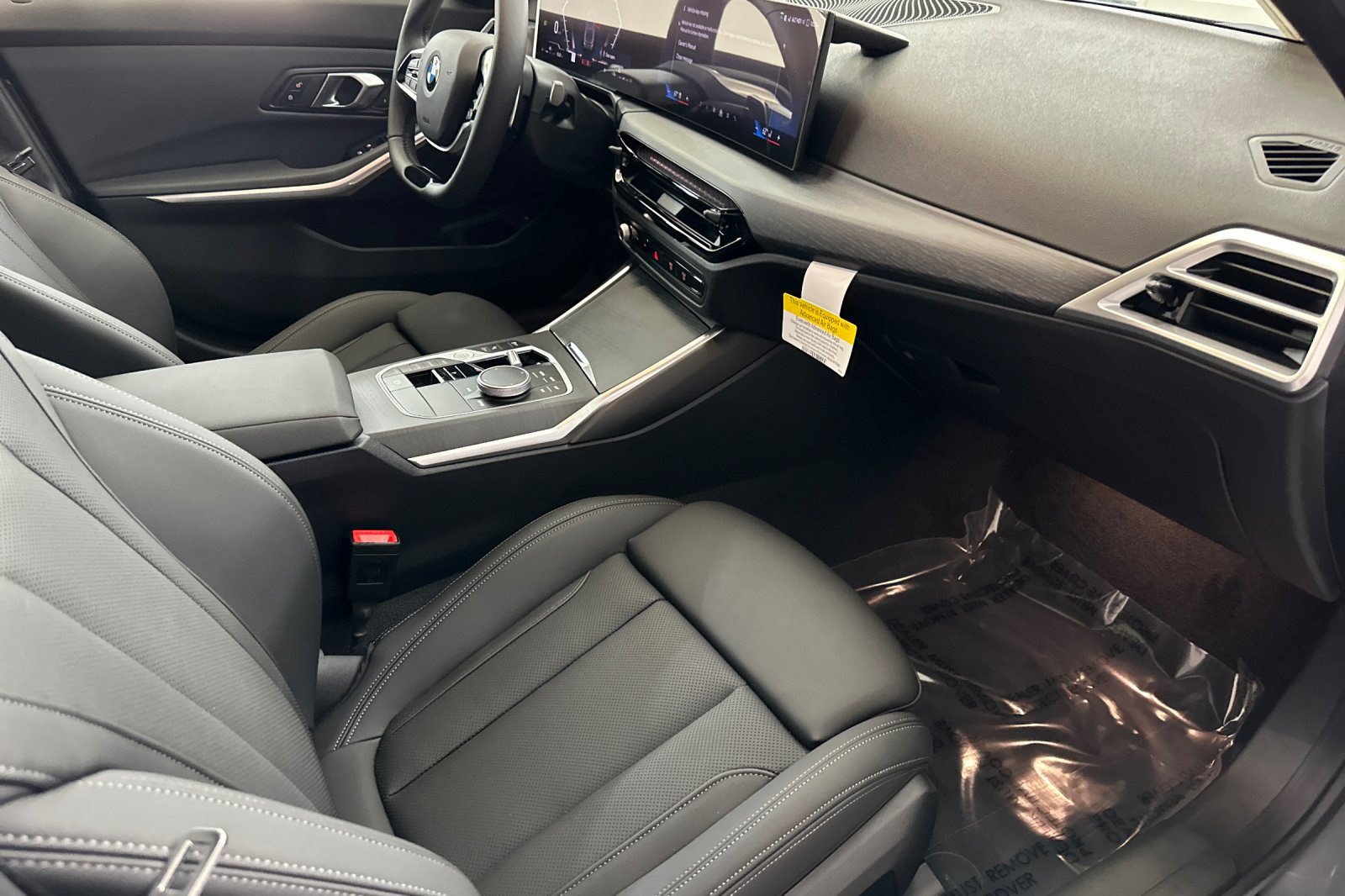 New 2026 BMW 330i Sedan w/ Convenience Package RWD image 27