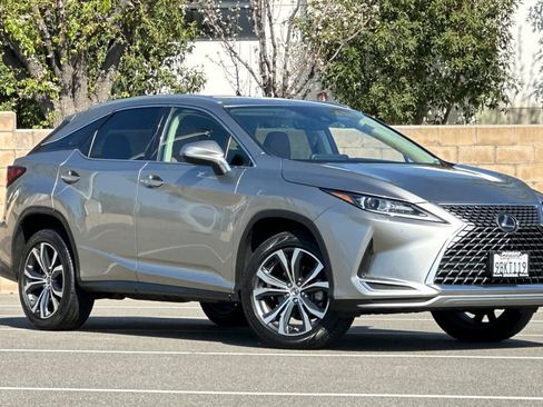 Used 2022 Lexus RX 350 FWD w/ Premium Package image 2