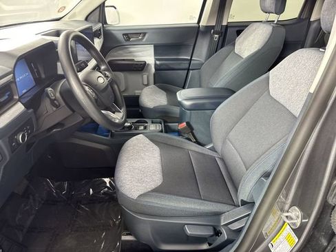 Used 2025 Ford Maverick XLT w/ Equipment Group 302A AWD/4WD image 4