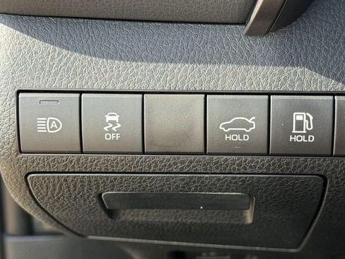 Used 2024 Toyota Camry SE FWD image 24