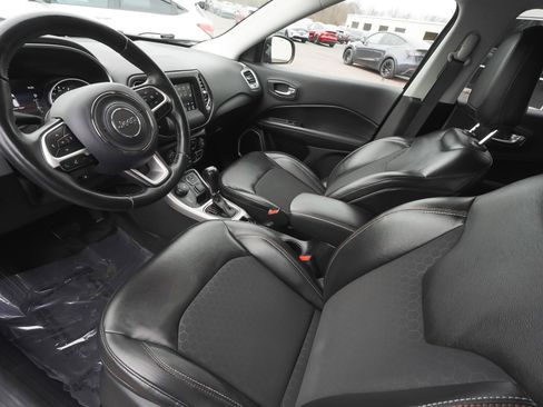 Used 2019 Jeep Compass Latitude w/ Popular Equipment Group image 15