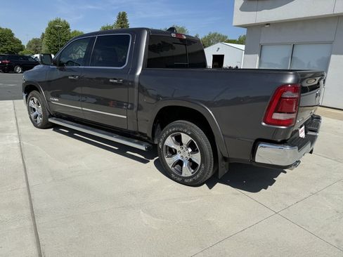 Used 2020 RAM 1500 Laramie AWD/4WD image 6